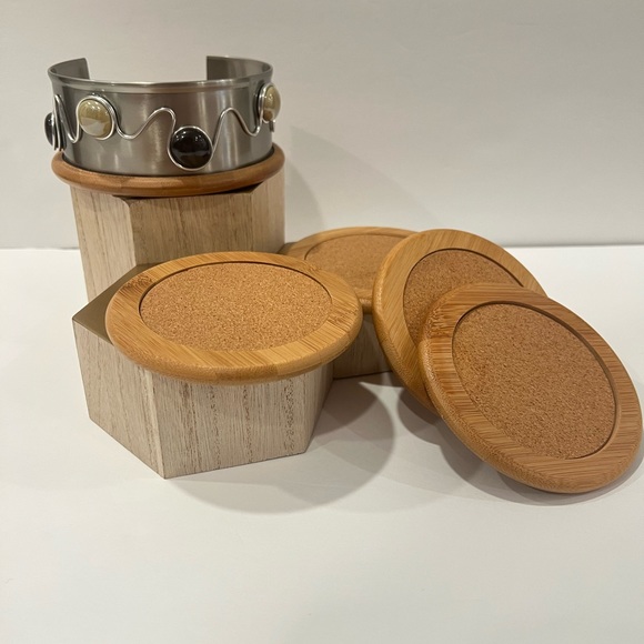 NEW‼️Jeweled Drink Coaster Set - Picture 6 of 9